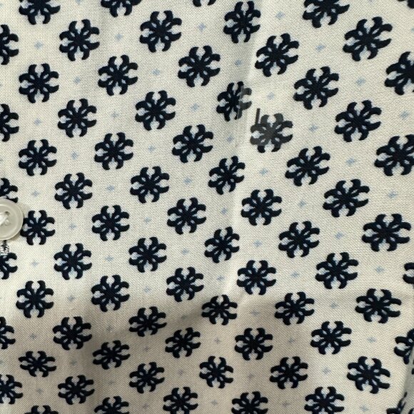 Men's Express Large Bordered Geo Rayon Short Sleeve Shirt - Picture 4 of 5